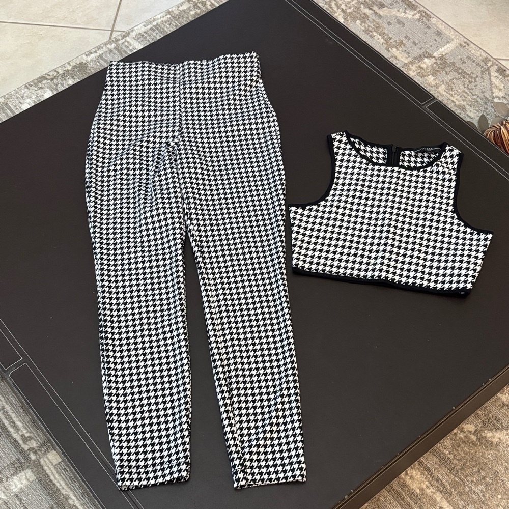 Guess Black & White Houndstooth Skinny Pants